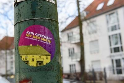 Potsdam, Feature Wohnraum Deutschland, Potsdam - 13.01.2020: Im Bild ist ein Aufkleber mit der Aufschrift Kein Gesch?ft-stock-foto
