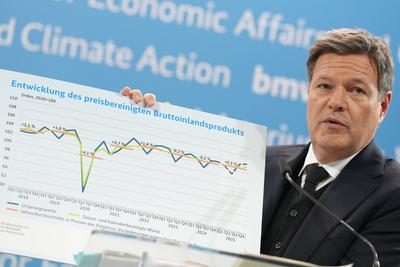 Vorstellung des Jahreswirtschaftsberichts 2025 durch Wirtschsftsminister Habeck-stock-foto