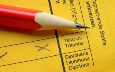 Impfbuch Tetanus Diphterie Impfbuch Tetanus Diphterie-stock-foto