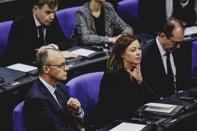 Gedenkstunde fuer die Opfer des Holocaust im Deutschen Bundestag-stock-foto