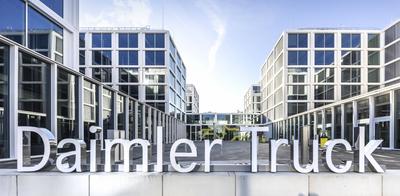 Daimler Trucks. Hauptsitz der Daimler Truck AG in Leinfelden-Echterdingen. Der Daimler Truck Campus vereint Verwaltungsb-stock-photo