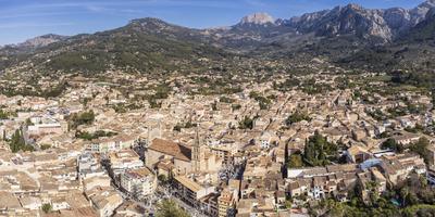 aerial view of Soller village aerial view of Soller village, Natural area of the Serra de Tramuntana., Majorca, Balearic-stock-foto