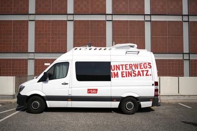 IFA Berlin Deu, Deutschland, Germany, Berlin, 06.09.2022 Uebertragungswagen Unterwegs im Einsatz vom Radiosender und Fer-stock-foto