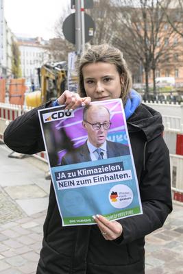 GER, Berlin, GER, Berlin, Pressekonferenz zur Vorstellung des gemeinsamen Wahlprogramms von CDU und CSU in Berlin, 17.12.24-stock-foto