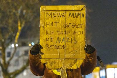 Demonstration gegen Friedrich Merz gegen die CDU und AFD in Dortmund.-stock-foto