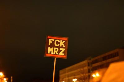 Anti-CDU-Demo vor dem KAH-stock-foto