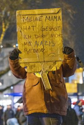 Demonstration gegen Friedrich Merz gegen die CDU und AFD in Dortmund.-stock-foto