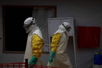 As of December 2018 more than 300 Ebola deaths have been reported In March 2019 563 deaths were-stock-foto