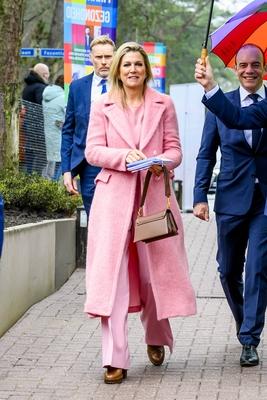 Queen M?xima at National Coalition Financial Health action meeting, Wekerom, The Netherlands-stock-foto