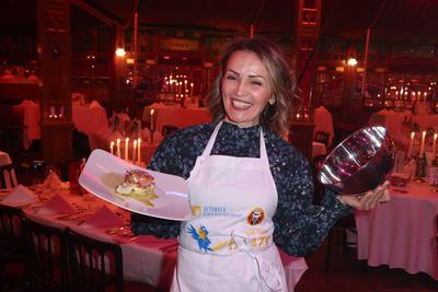 Ina Menzer, Prominente kellnern f?r den guten Zweck und helfen dem Altonaer Kinderkrankenhaus, Charity-Abend im Cornelia-stock-foto