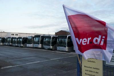 Warnstreik VHH Busfahrer-stock-photo