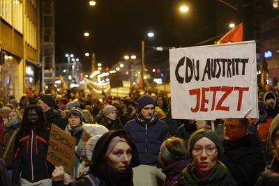 Merz stoppen-stock-foto
