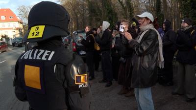 Aktivisten besetzen CDU-B?ro in Hannover-stock-foto