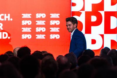 Regensburg, Bavaria, Germany - January 31, 2025: SPD politician David Mandrella at an election campaign event at the Mar-stock-foto