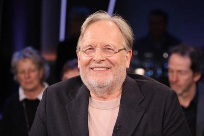 Dietrich Gr?nemeyer, Arzt, Wissenschaftler und Autor, zu Gast in der NDR Talk Show, Fototermin am 31.1.2025 im Fernsehst-stock-foto