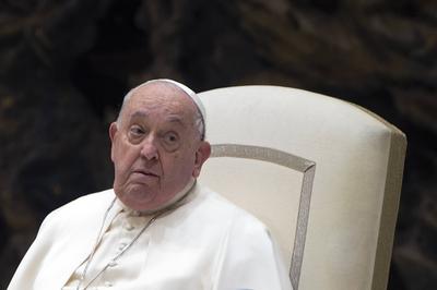 ITALY - POPE FRANCIS  DURING A JUBILEE AUDIENCE AT PAUL VI HALL AT THE PAUL VI HALL AT  THE  VATICAN - 2025/2/1-stock-foto