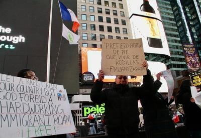 Protest in favor of undocumented immigrant at times square.-stock-photo