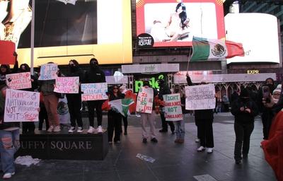 Protest in favor of undocumented immigrant at times square.-stock-photo