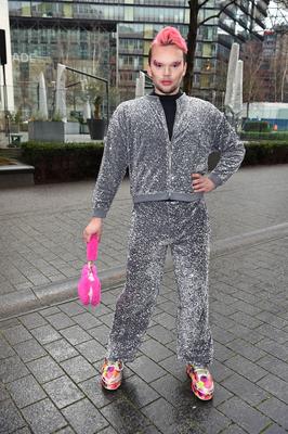 Luca Valentino - MATES DATE w?hrend der Berlin Fashion Week Herbst/Winter 2025 in der Berliner Freiheit in Berlin am 01.-stock-foto