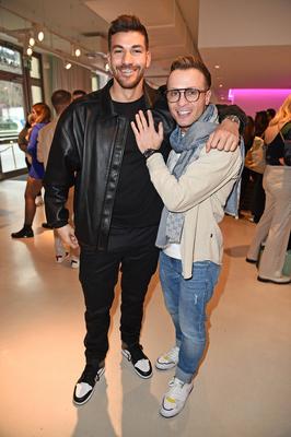 Emil Kusmirek mit neuem Freund Kevin Saszik - MATES DATE w?hrend der Berlin Fashion Week Herbst/Winter 2025 in der Berli-stock-foto