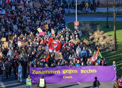 Demo gegen Rechts, Zusammen gegen Rechts, Essen, Nordrhein-Westfalen, Deutschland-stock-photo