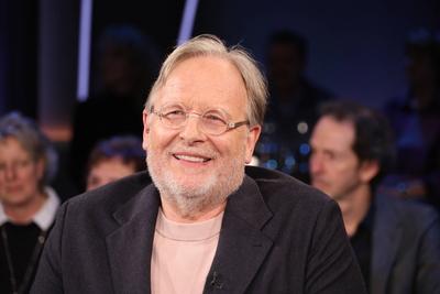 Dietrich Gr?nemeyer, Arzt, Wissenschaftler und Autor, zu Gast in der NDR Talk Show, Fototermin am 31.1.2025 im Fernsehst-stock-foto