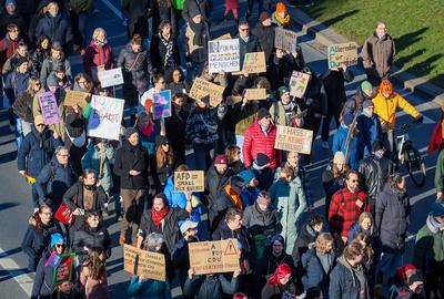 Demo gegen Rechts, Zusammen gegen Rechts, Essen, Nordrhein-Westfalen, Deutschland-stock-photo