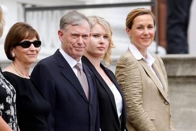 Frau Bettina Wulff und Tochter von Christian Wulff - Anna Lena Wulff, Bundespraesident a.D. Horst Koehler und Frau Eva--stock-photo
