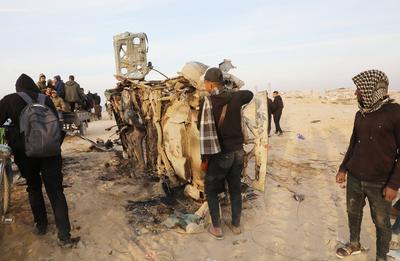 Despite a ceasefire agreement that halted a 15-month Israeli war on the enclave.According to witnesses, an Israeli drone fired two missiles near a car-stock-foto