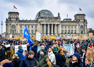 Politik , Aufstand der Anstaendigen ? Demo f?r die Brandmauer in Berlin-stock-foto
