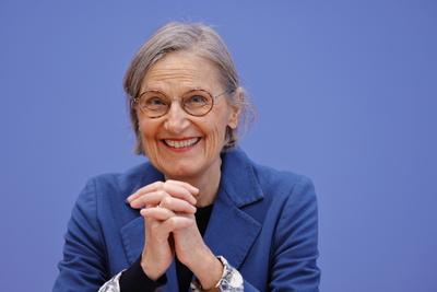 Deutschland, Berlin, Bundespressekonferenz, Thema: Vorstellung des Gutachten des Nationalen Normenkontrollrats zu B?ndel-stock-foto