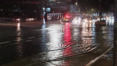 Flooding in the rescue area in sao paulo-stock-foto