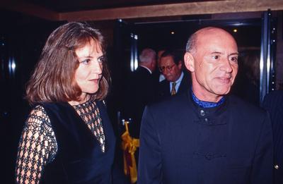 Carol Tainton, s?dafrikanische Pianistin, mit Dirigent Christoph Eschenbach, bei einer Veranstaltung, circa 1998. Copyri-stock-foto