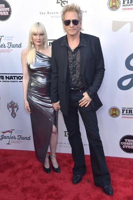 Matt Sorum mit Ehefrau Ace Harper-stock-photo