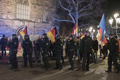 03.02.2025, Demonstrationen, N?rnberg: Am Abend demonstrierten erneut ca. 700-800 Personen aus dem linken Spektrum gegen-stock-photo