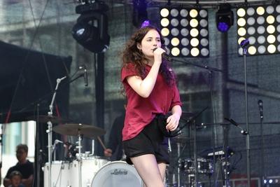25 08 2018 Frankfurt am Main Hauptwache Lichter der Hoffnung FFM Open Air Konzert S?ngerin Adina-stock-foto