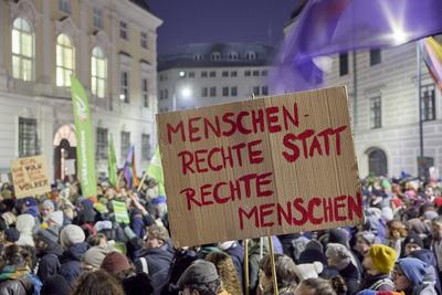25 Jahre Donnerstagsdemo-stock-foto