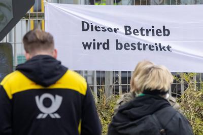Warnstreik bei der Deutschen Post-stock-foto