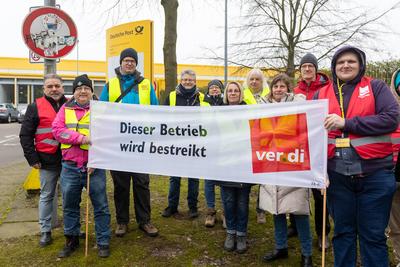 Warnstreik bei der Deutschen Post-stock-foto