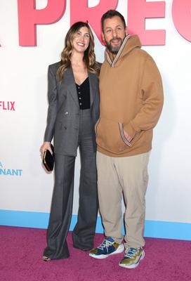 Netflix's Kinda Pregnant Premiere-stock-foto