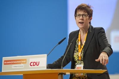 Annegret KRAMP KARRENBAUER Ministerpraesidenti Saarland Rede zur Bewerbung fuer das CDU Praesidiu-stock-foto