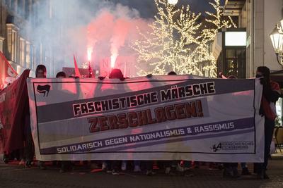 03.02.2025, Demonstrationen, N?rnberg: Am Abend demonstrierten erneut ca. 700-800 Personen aus dem linken Spektrum gegen-stock-photo