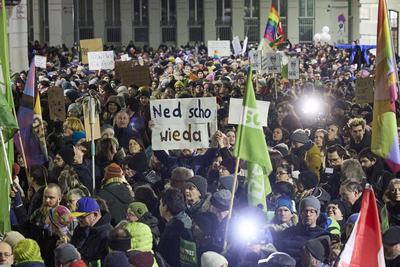 25 Jahre Donnerstagsdemo-stock-foto