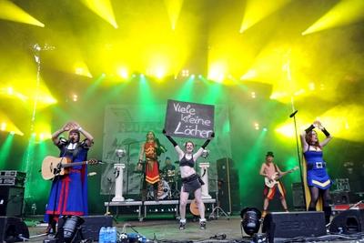Bildnummer: 59581641  Datum: 28.04.2013  Copyright: imago/STAR-MEDIA8. Hexentanz Open Air Festival 2013. Feuerschwanz w?hrend eines Konzertes im Rahmen des 8. Hexentanzfestivals am 28.04.2013 in Losheim am See. Kultur people Konzert Musik Aktion xas x0x 2013 quer 2013 quer Querformat 8. Hexentanz Open Air Festival 2013 Auftritt Band B?hne concert concerts Deutschland Festival Festivals Konzert Konzerte Kultur Kunst live Losheim Musik Musiker open air Show Unterhaltung  59581641 Date 28 04 2013 Copyright Imago Star Media 8 Witchesu0026#39; dance Open Air Festival 2013 Fire tail during a Concerts in Frame the 8  at 28 04 2013 in  at Lake Culture Celebrities Concert Music Action shot  x0x 2013 horizontal 2013 horizontal Landscape 8 Witchesu0026#39; dance Open Air Festival 2013 Appearance Tie Stage Concert Concerts Germany Festival Festivals Concert Concerts Culture Art Live  Music Musician Open Air Show Entertainment-stock-foto