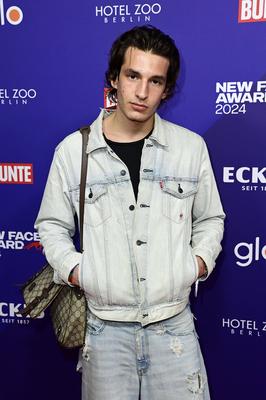 Noah Levi bei der Verleihung der Bunte New Faces Awards in der Kategorie Music 2024 in der P61 Gallery. Berlin, 24.10.20-stock-foto