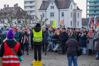 ?sterreich; Demonstration f?r Demokratie und Menschenrechte / Demonstration gegen Rechts / Demonstration gegen FP? Regie-stock-foto