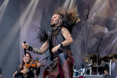 M era Luna 2022: Emotionales Wiedersehen der internationalen Schwarzen Szene Rund 25.000 Musikfans haben Hildesheim erne-stock-foto