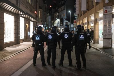 03.02.2025, Demonstrationen, N?rnberg: Am Abend demonstrierten erneut ca. 700-800 Personen aus dem linken Spektrum gegen-stock-photo