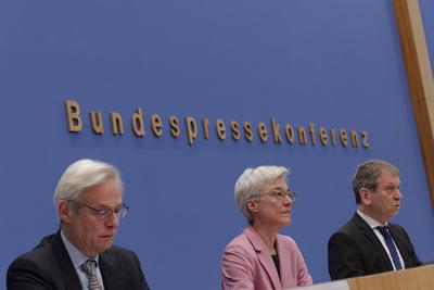 Expertenrat Klima stellt Zweijahresgutachten vor-stock-foto