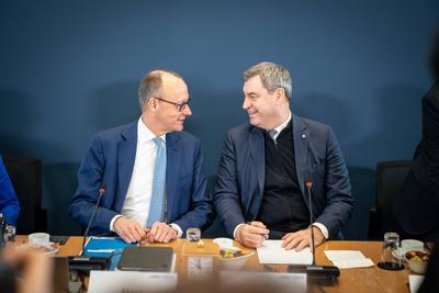 Gemeinsame Sitzung der Pr?sidien von CDU und CSU zum Europawahlprogramm Friedrich Merz, Parteivorsitzender CDU (links) m-stock-foto